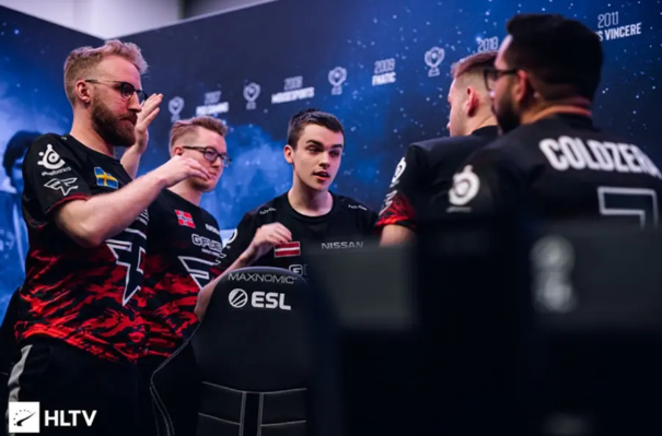 拆发起者牵 拆发起者牵